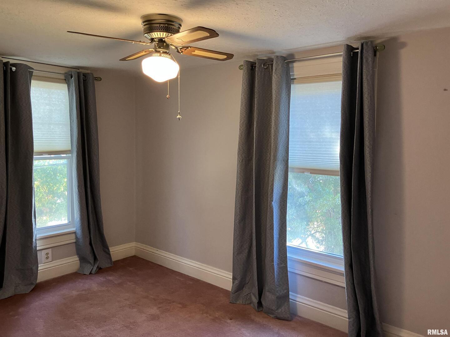 837 Beach Street Kewanee, IL 61443 - Photo 33 of 54 a view of empty room with window