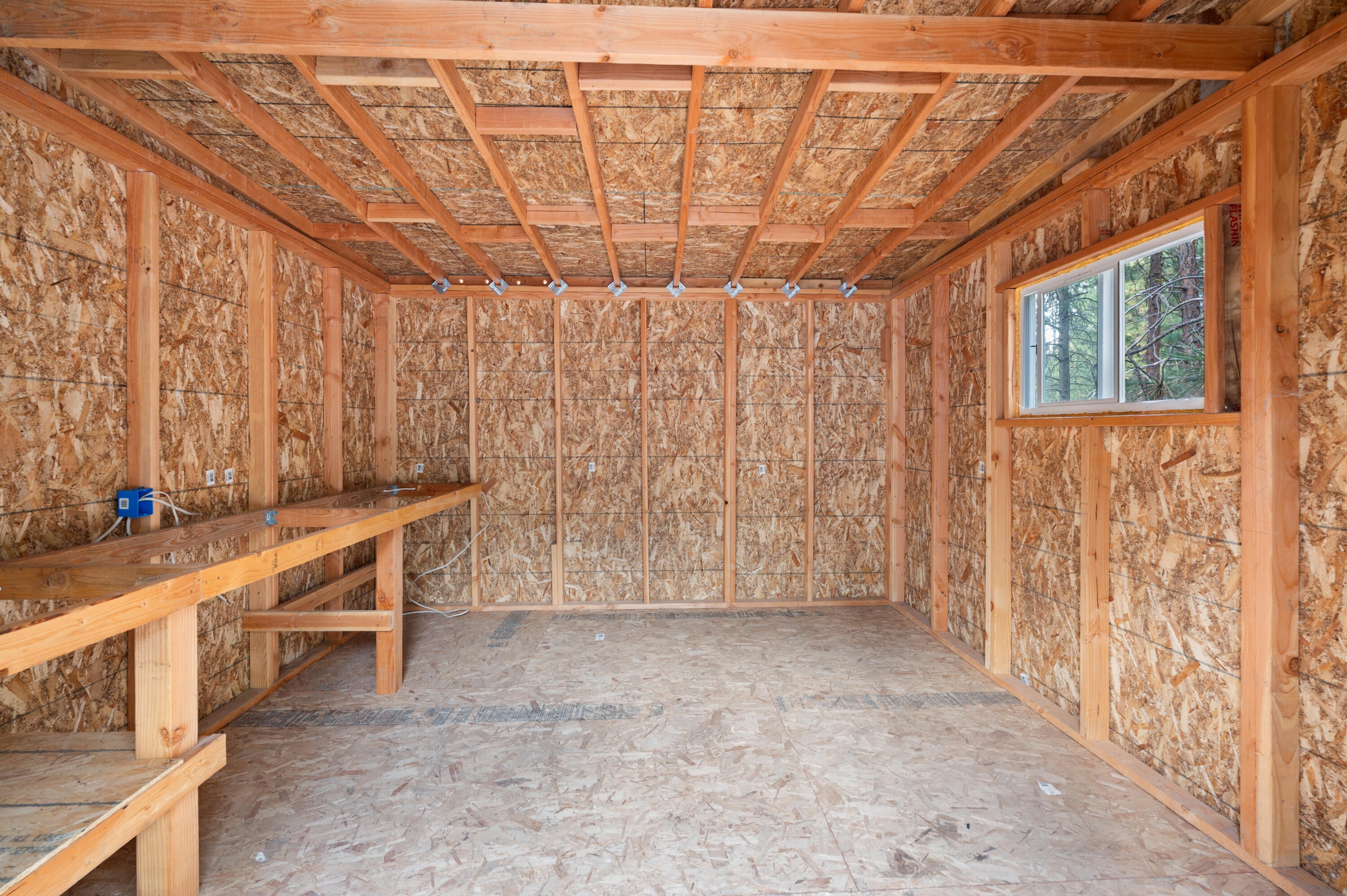 60026 Turquoise Road Bend, OR 97702 - Photo 41 of 49 Large Storage Shed