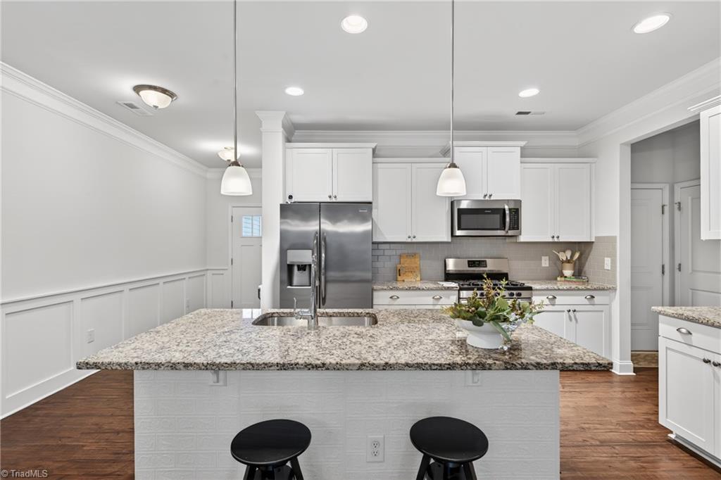 30 Finley Ridge Way Greensboro, NC 27455 - Photo 8 of 47