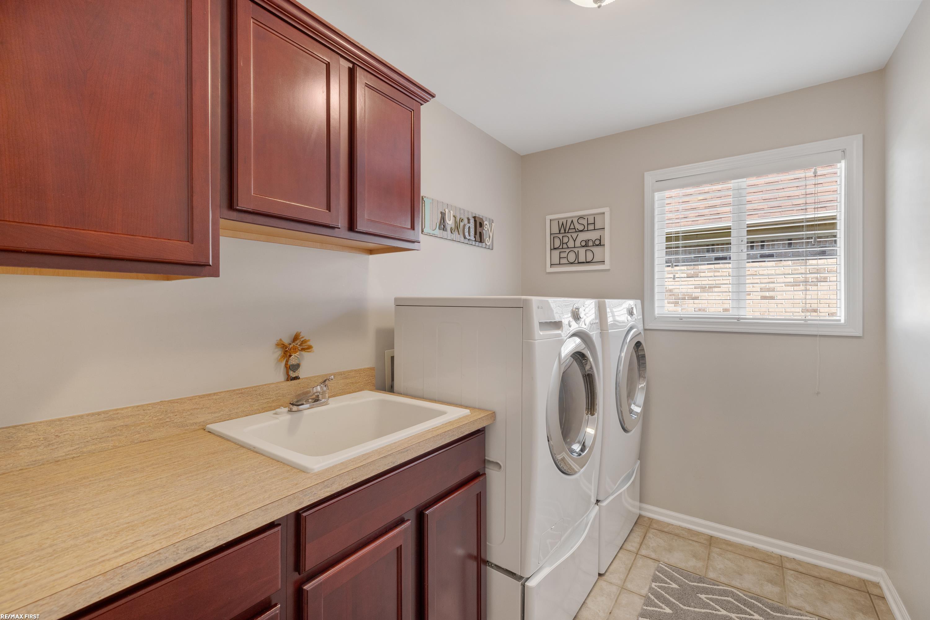 22462 Brantingham Road Macomb, MI 48044 - Photo 21 of 36 50189155-1281dcab-acd8-4370-8e7e-0cdaf7b8d964.JPG