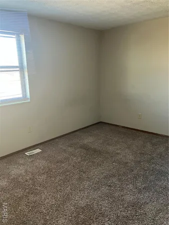 $1,075 | 1009 Belle Valley Drive, Unit 2, Belleville, IL 62220