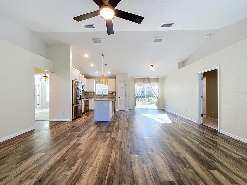 14370 English Sparrow Road Weeki Wachee, FL 34614 - Photo 16 of 59 Gallery Image 16
