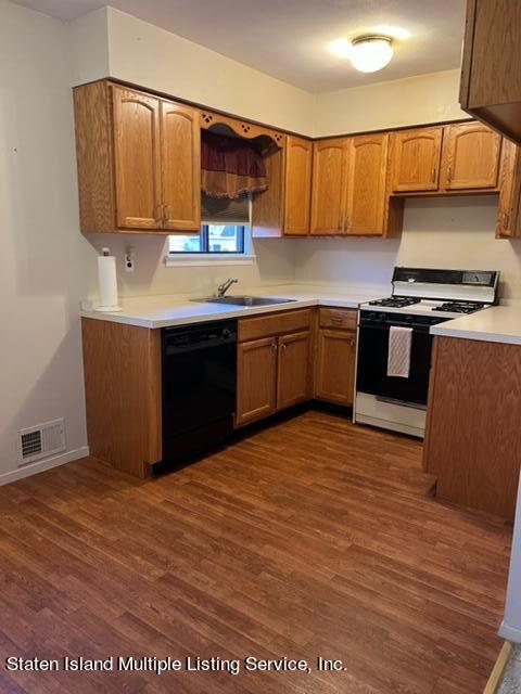133 Stack Drive, Unit A Staten Island, NY 10312 - Photo 4 of 10 image4 (1)