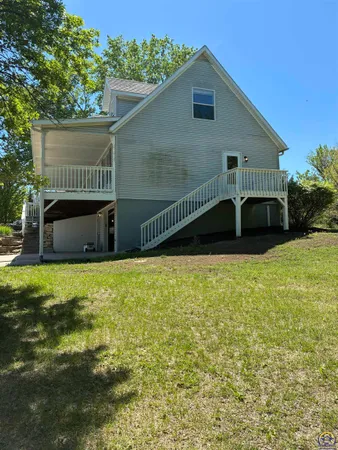 $345,000 | 1216 Seminole Drive, St. Marys, KS 66536