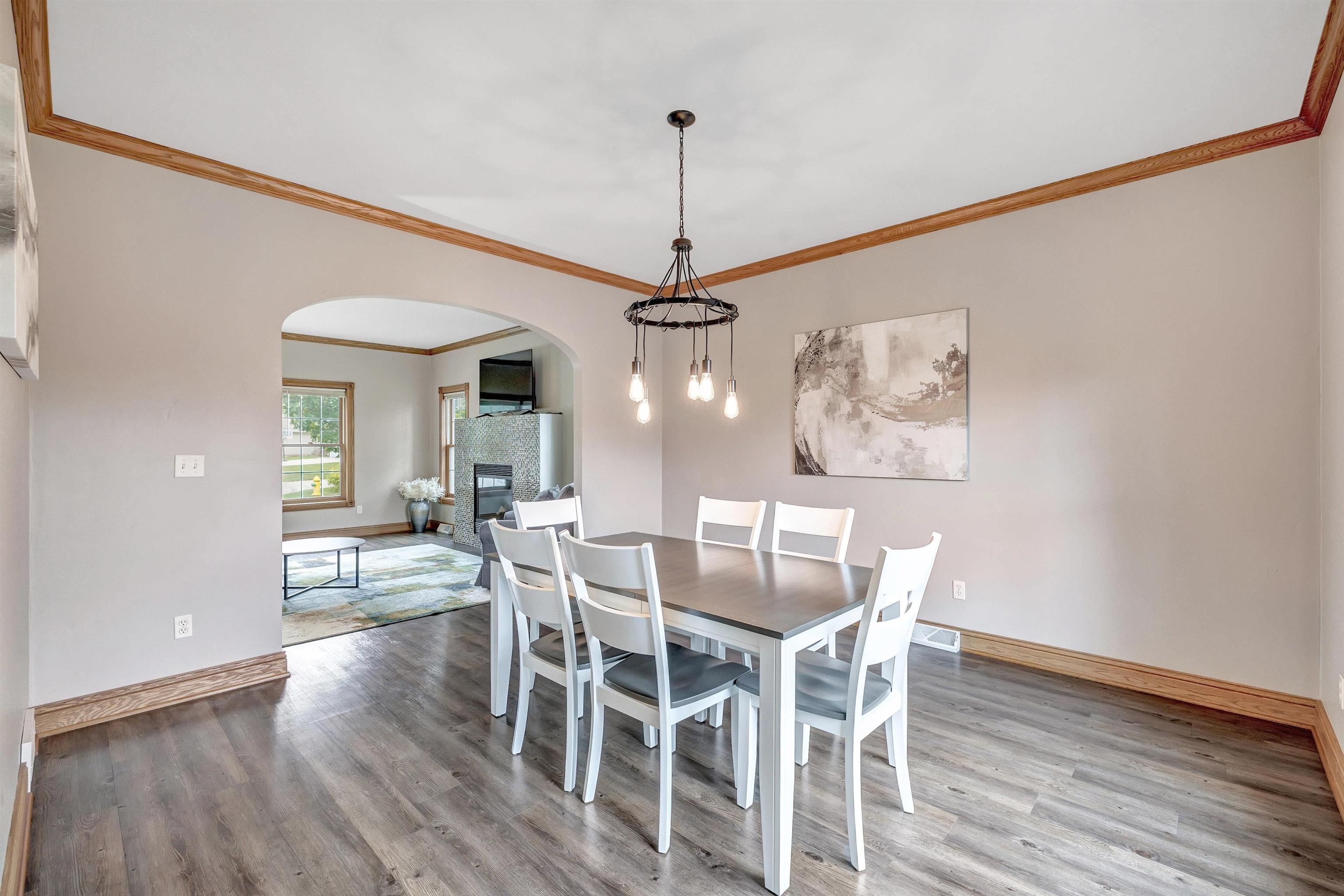 1940 Renaissance Court Green Bay, WI 54313 - Photo 11 of 49