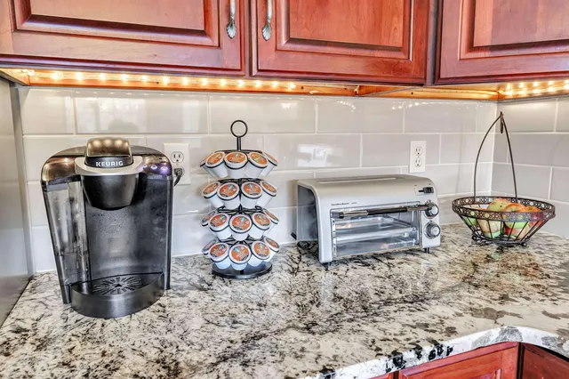 $524,555 | 1940 Renaissance Court, Green Bay, WI 54313