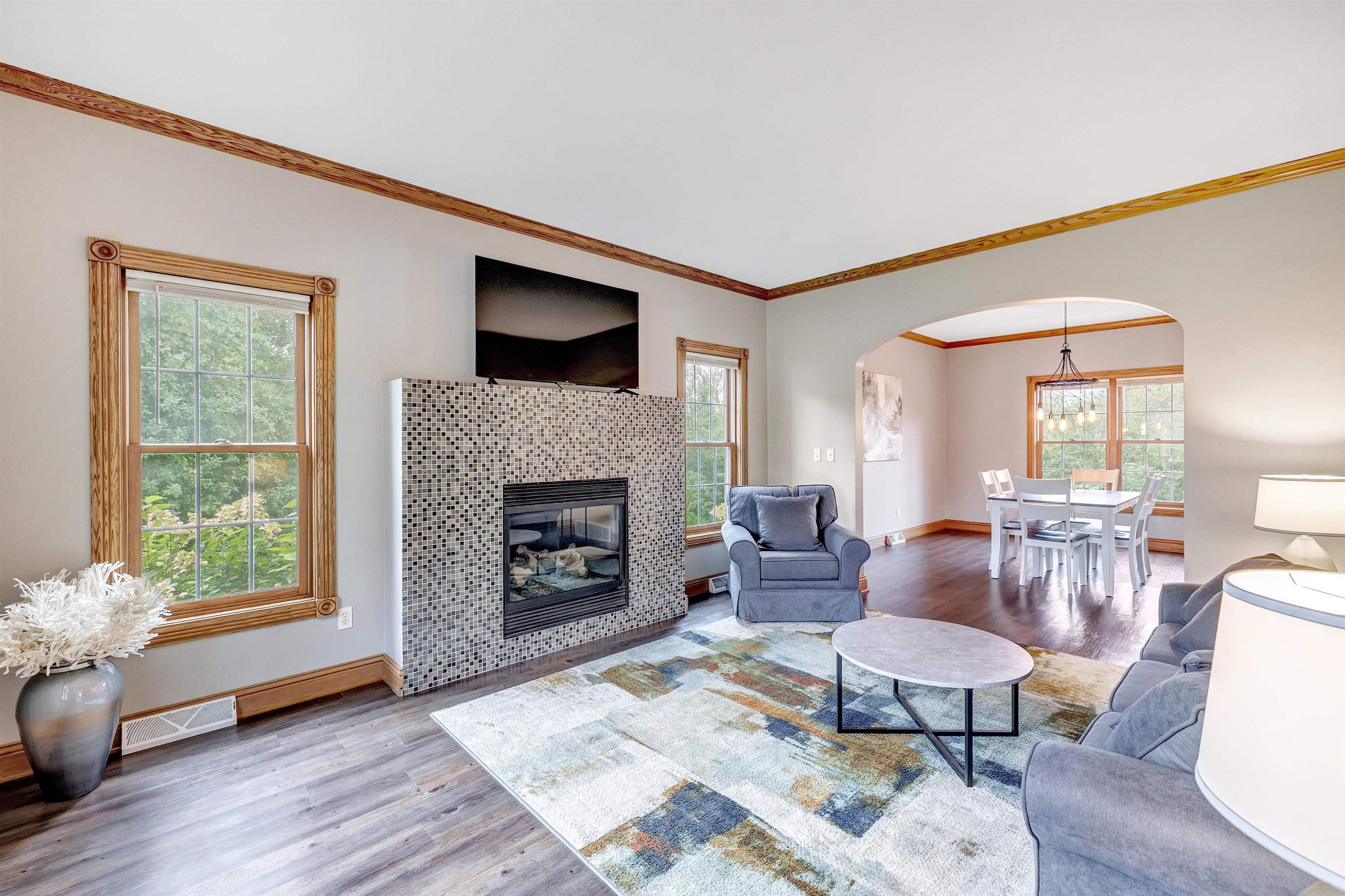 1940 Renaissance Court Green Bay, WI 54313 - Photo 5 of 49