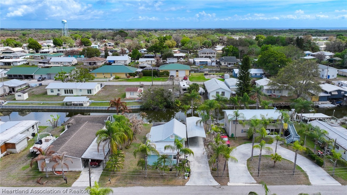 1149 6th Street Okeechobee, FL 34974 - Photo 3 of 26