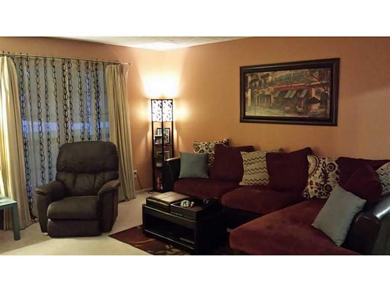 7572 Combs Road Indianapolis, IN 46237 - Photo 3 of 22 Gallery Image 3