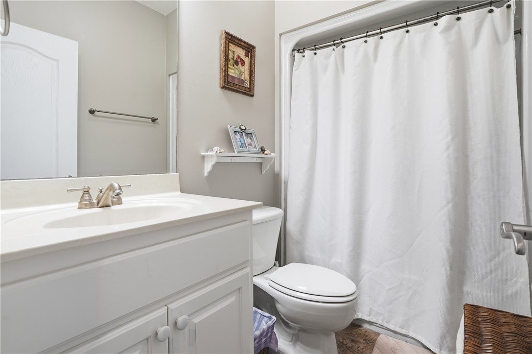 110 Old Wharf Road Brunswick, GA 31523 - Photo 34 of 79 Bathroom #3