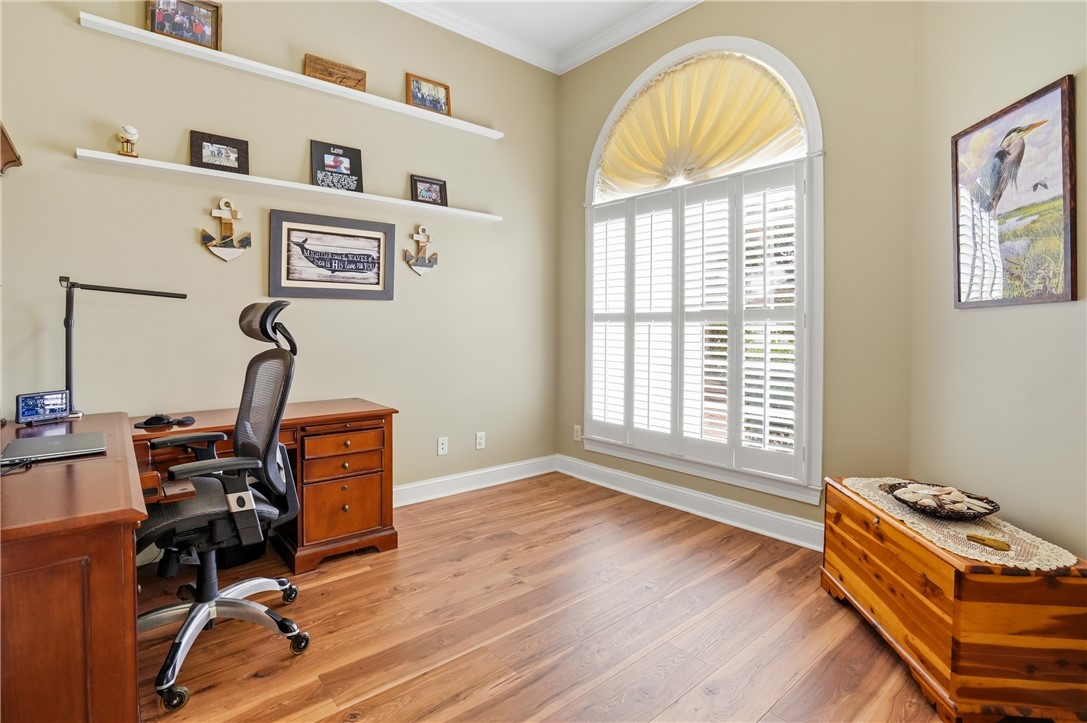 110 Old Wharf Road Brunswick, GA 31523 - Photo 4 of 79 Home Office or Formal Living Room