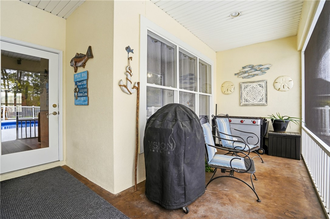 110 Old Wharf Road Brunswick, GA 31523 - Photo 56 of 79 Screened Back Porch