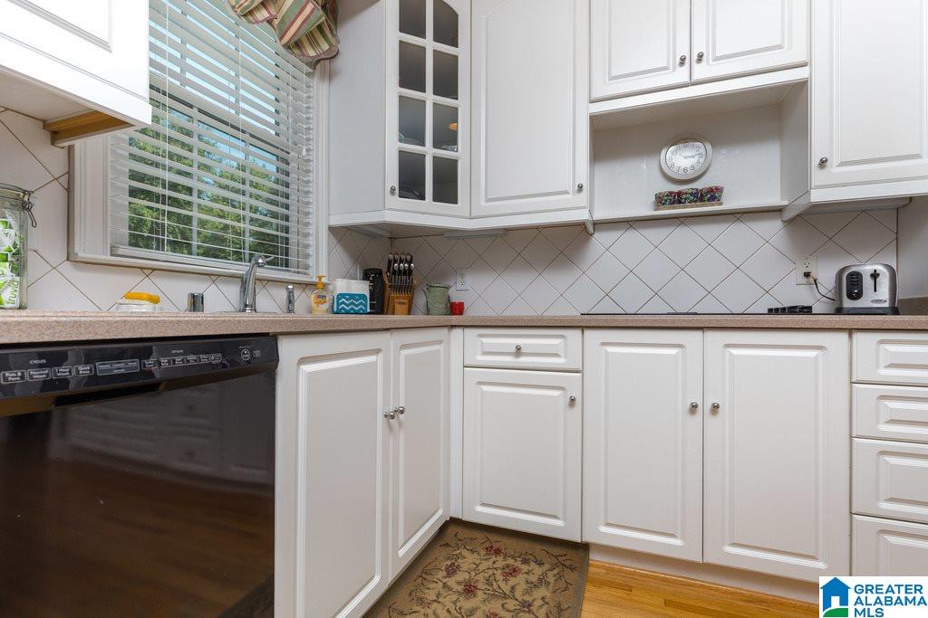 1013 Oak Tree Road Birmingham, AL 35244 - Photo 11 of 44