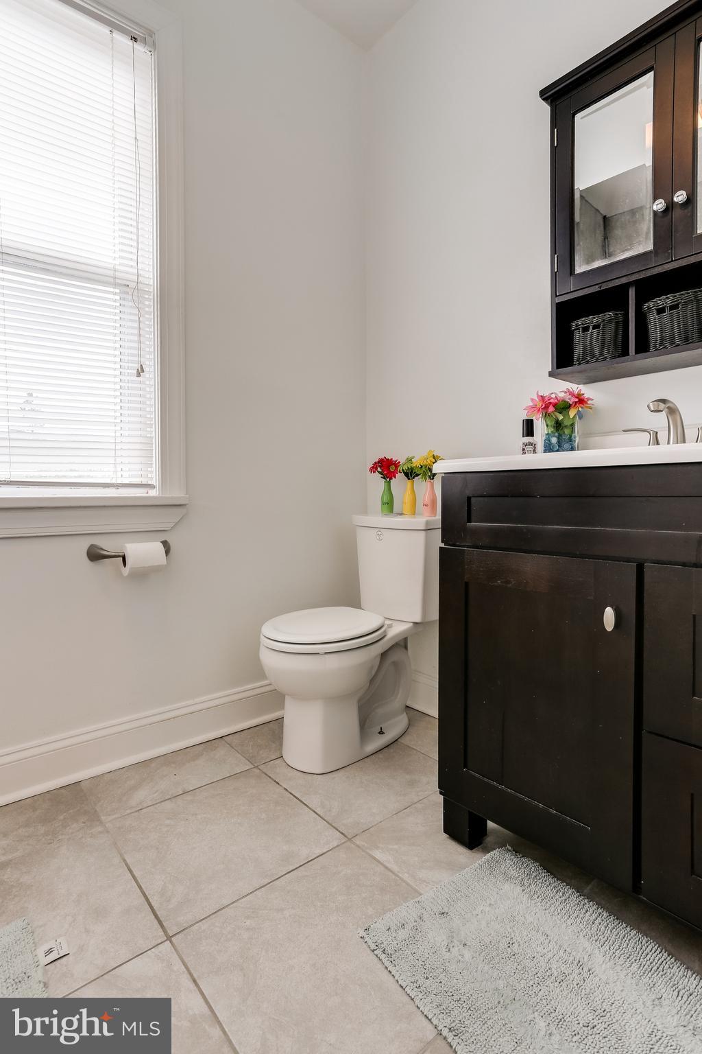 3713 Barrington Road Baltimore, MD 21215 - Photo 22 of 39 FULL BATH