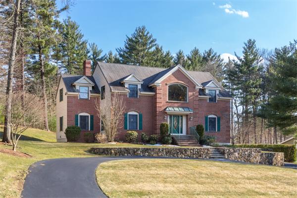15 Hemlock Road North Reading, MA 01864 - Photo 2 of 27 Gallery Image 2