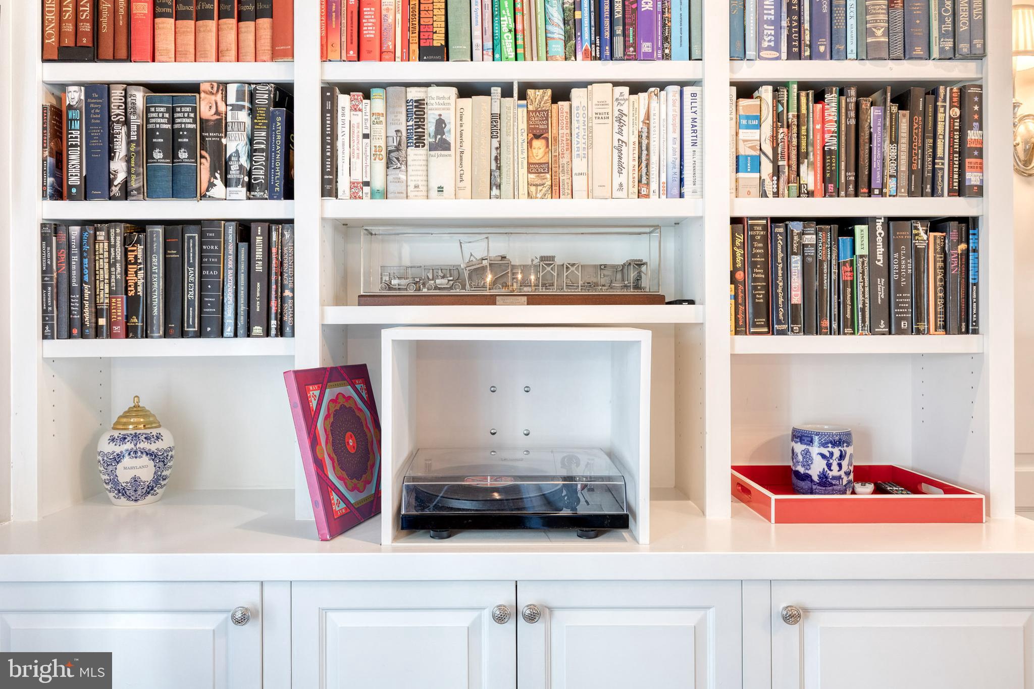 1808 Circle Road Baltimore, MD 21204 - Photo 16 of 64