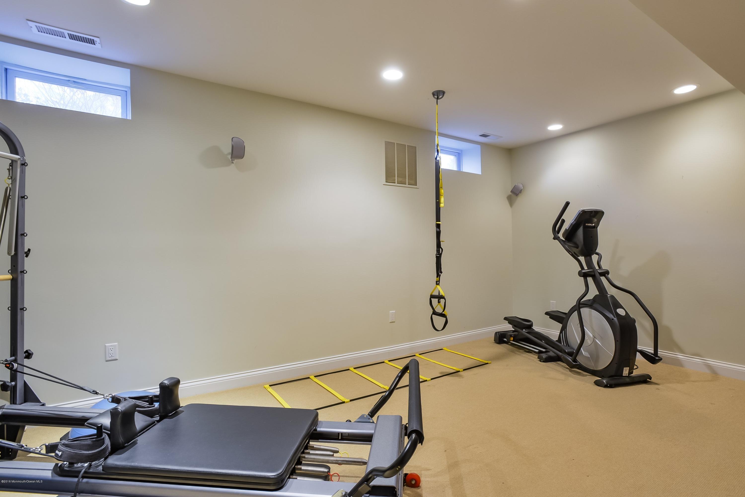 27 Robin Road Rumson, NJ 07760 - Photo 31 of 36 037_Exercise Room