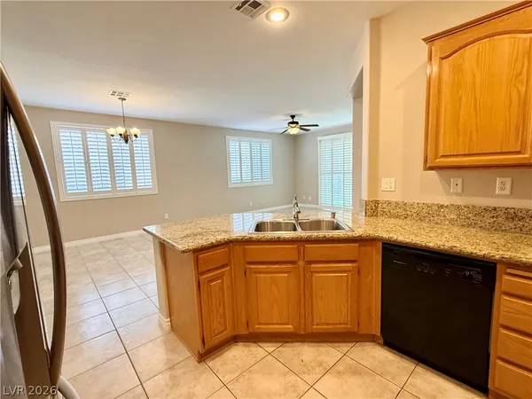 $2,200 | 9855 Shadow Grove Avenue, Las Vegas, NV 89148