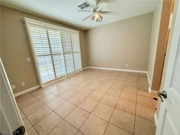 $2,200 | 9855 Shadow Grove Avenue, Las Vegas, NV 89148