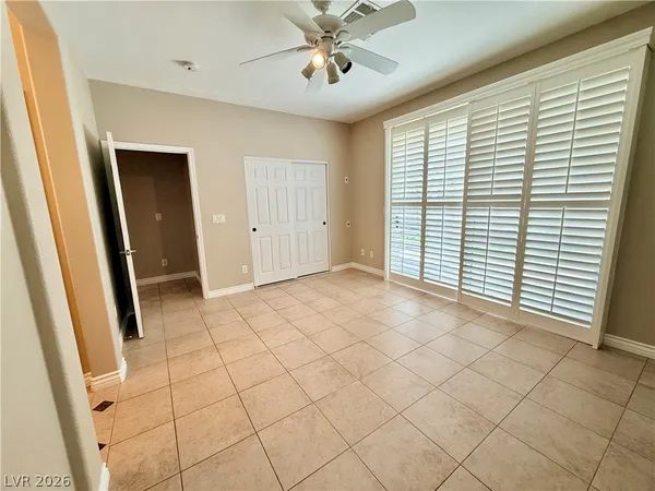 $2,200 | 9855 Shadow Grove Avenue, Las Vegas, NV 89148