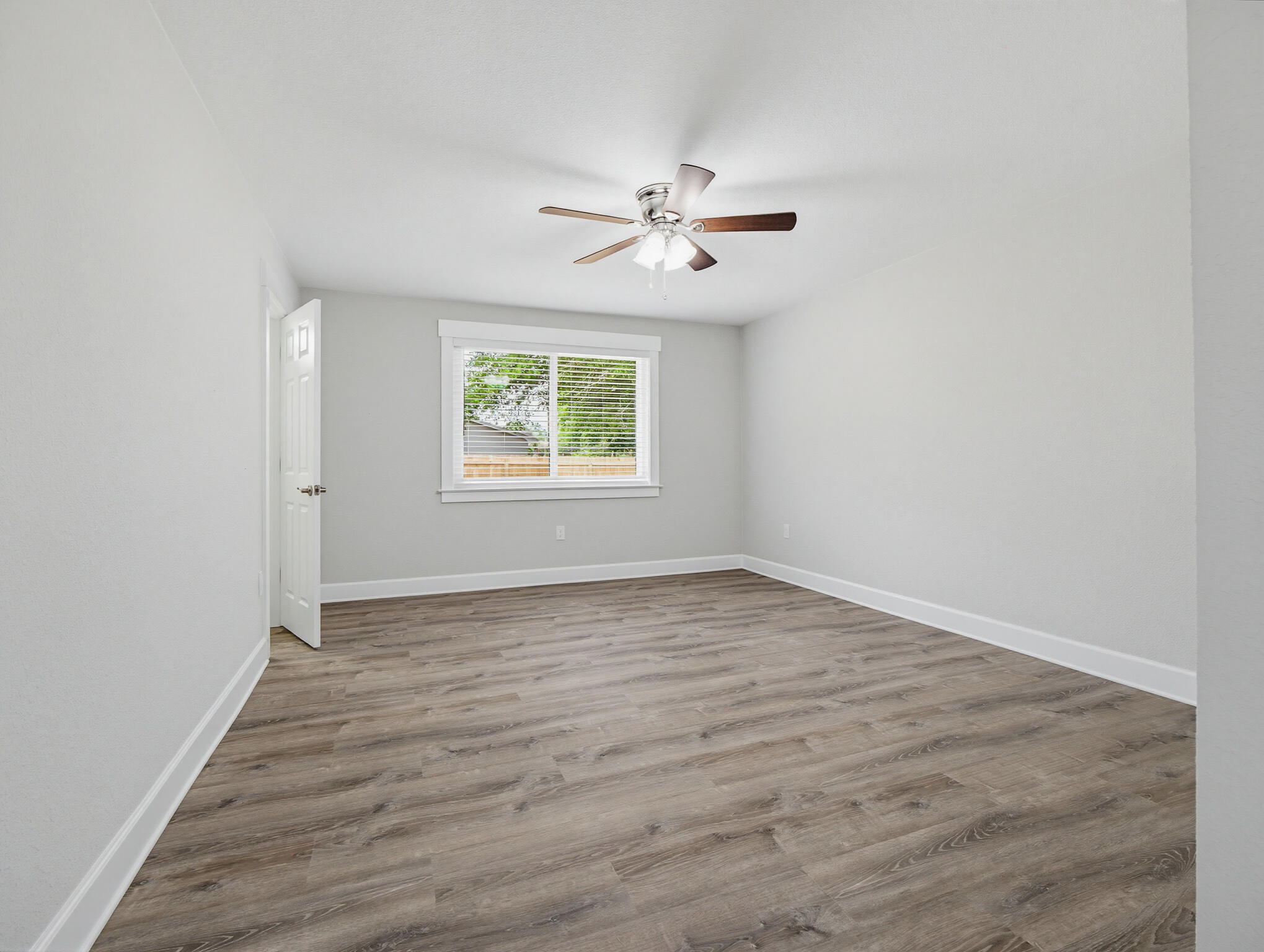 5500 Monterrey Road Crestview, FL 32539 - Photo 33 of 45 5500 Monterey St-34