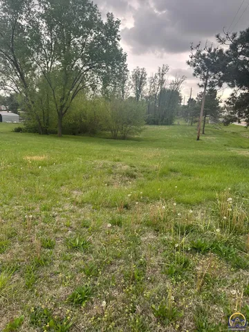 $32,000 | 2425 West 24th Avenue, Emporia, KS 66801