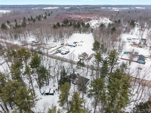 $219,900 | 808 McClanathan Avenue, Vienna, NY 13308