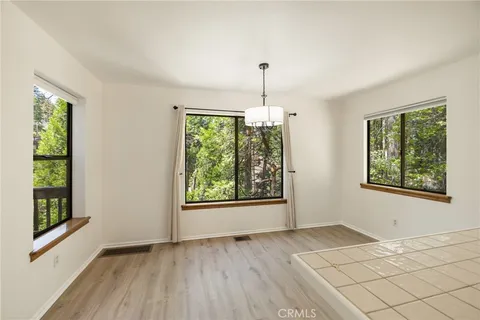 $675,000 | 26695 Thunderbird Drive, Lake Arrowhead, CA 92352