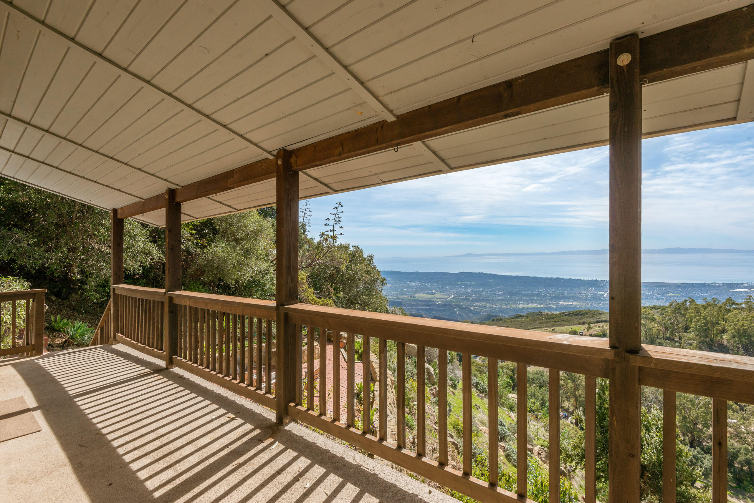 4891 Lookout Road Santa Barbara, CA 93105 - Photo 4 of 51 027_27-Upstairs Deck