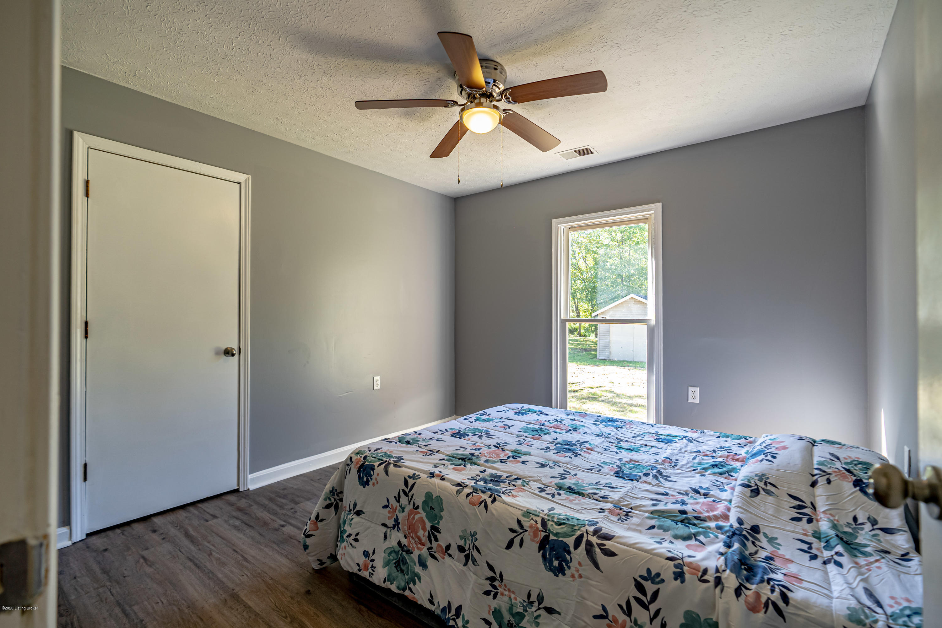 215 Delk Road Lebanon Junction, KY 40150 - Photo 34 of 50 DSC02560
