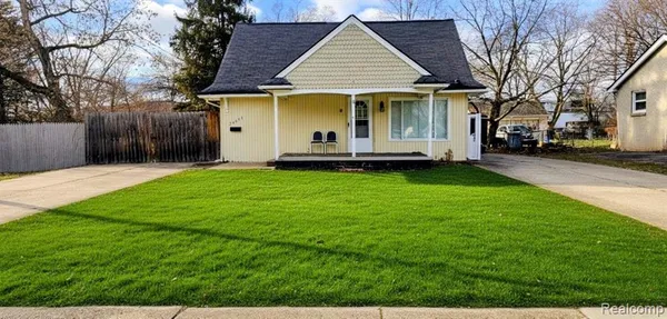 $225,000 | 24653 Eureka Avenue, Warren, MI 48091