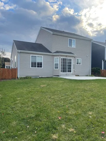 $379,900 | 6981 Paradise Circle, Plainfield, IL 60586