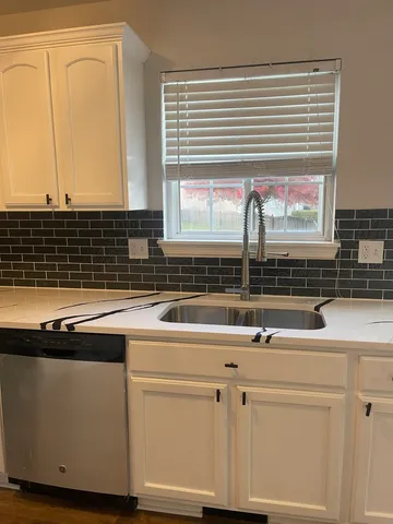 $379,900 | 6981 Paradise Circle, Plainfield, IL 60586