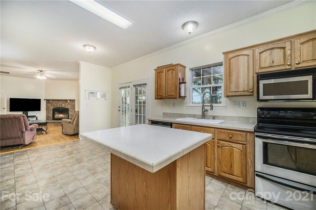 4503 J B Denton Road Lancaster, SC 29720 - Photo 15 of 40 Gallery Image 15