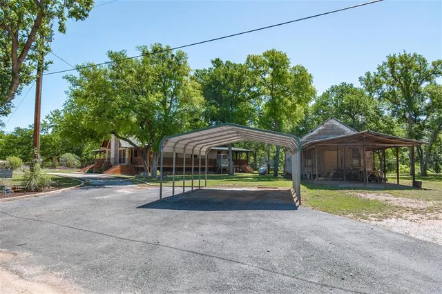 $650,000 | 8950 Cr 215 Brownwood Tx 76801, Brownwood, TX 76801