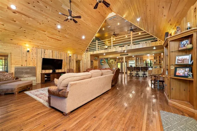 $650,000 | 8950 Cr 215 Brownwood Tx 76801, Brownwood, TX 76801