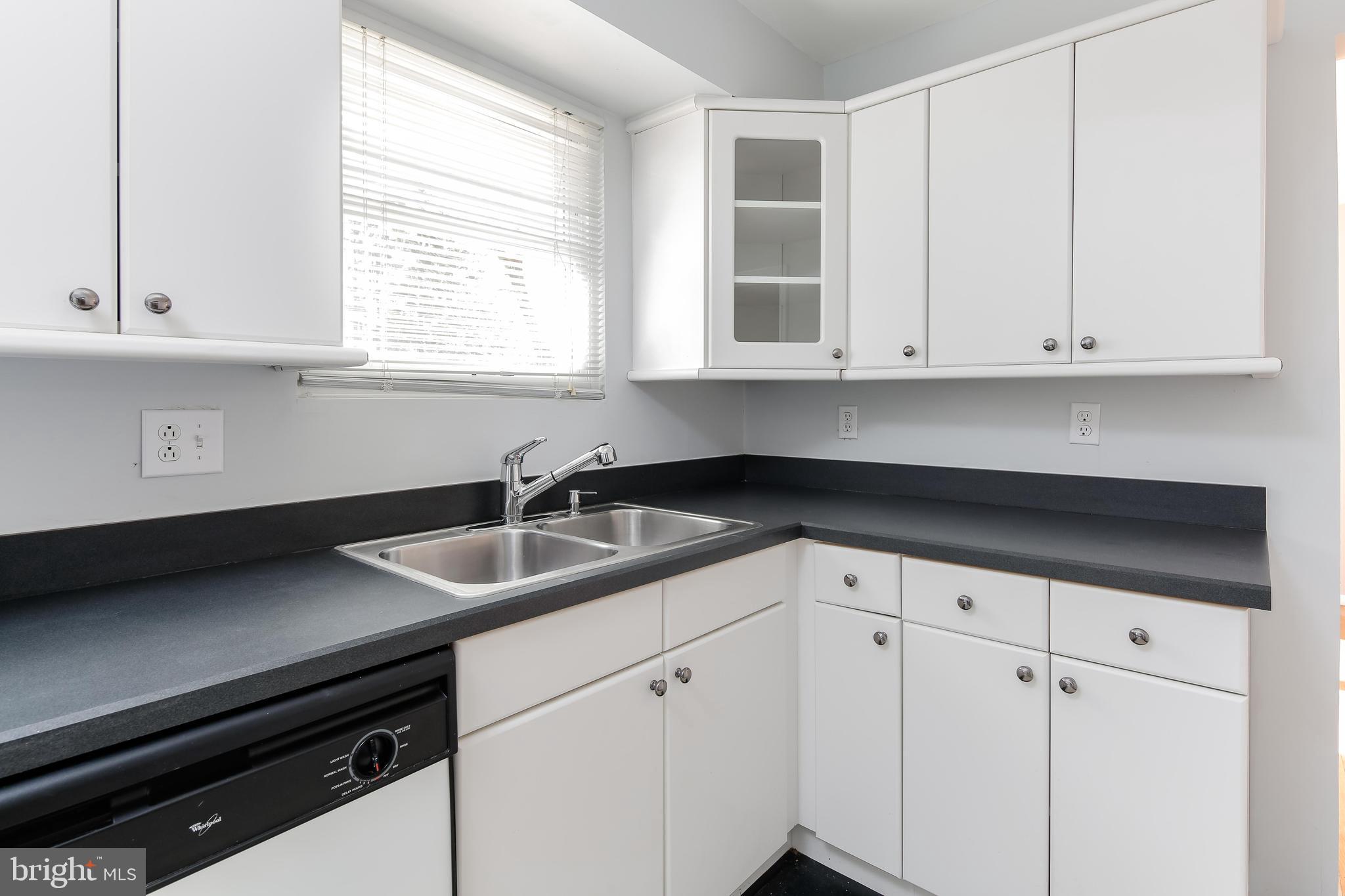 9007 Winands Road Randallstown, MD 21133 - Photo 11 of 37