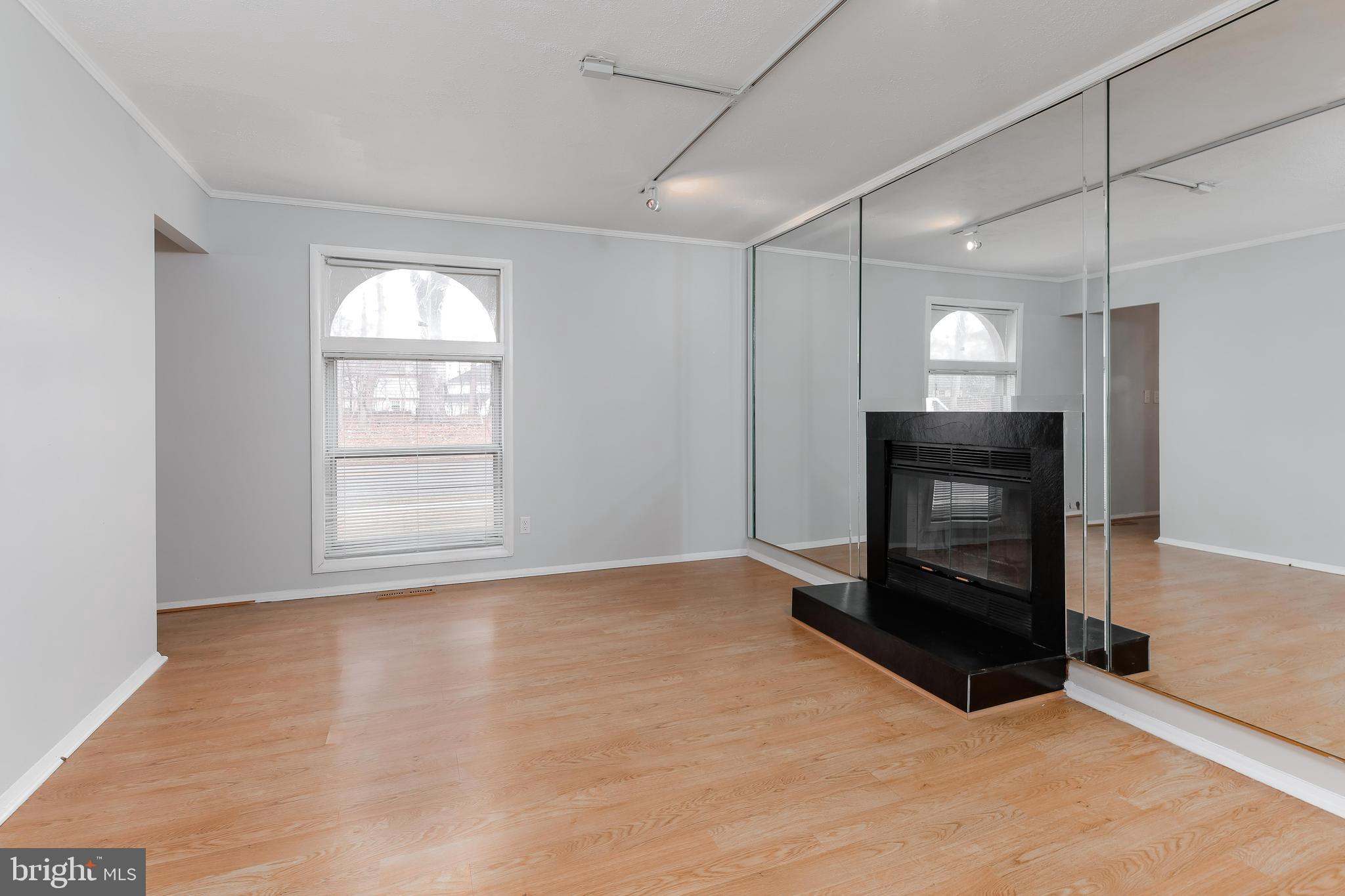 9007 Winands Road Randallstown, MD 21133 - Photo 18 of 37