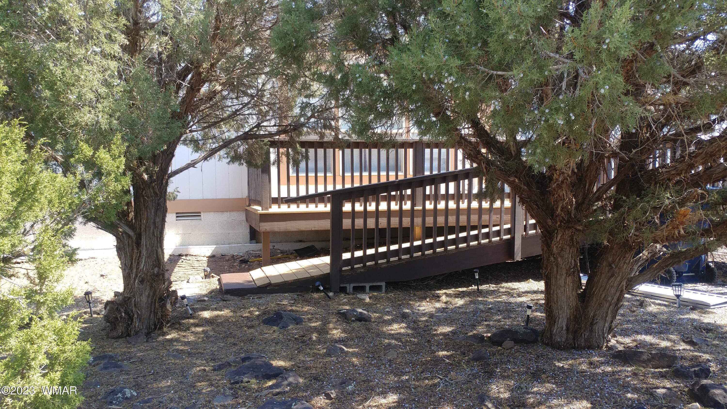2096 Cs Ranch Road Show Low, AZ 85901 - Photo 20 of 27 Gallery Image 20