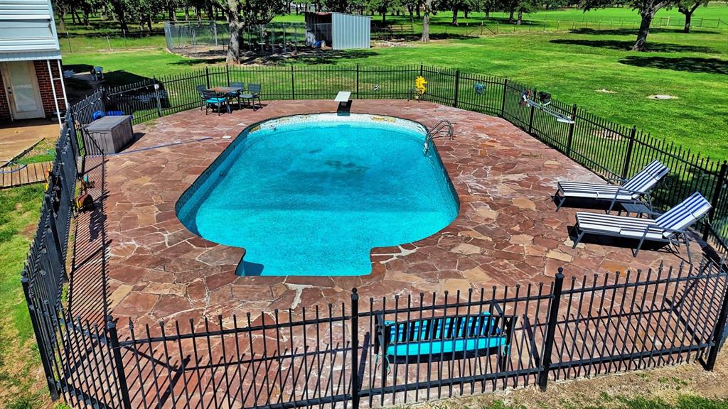 6279 Fm 1758 Road Bowie, TX 76230 - Photo 5 of 35