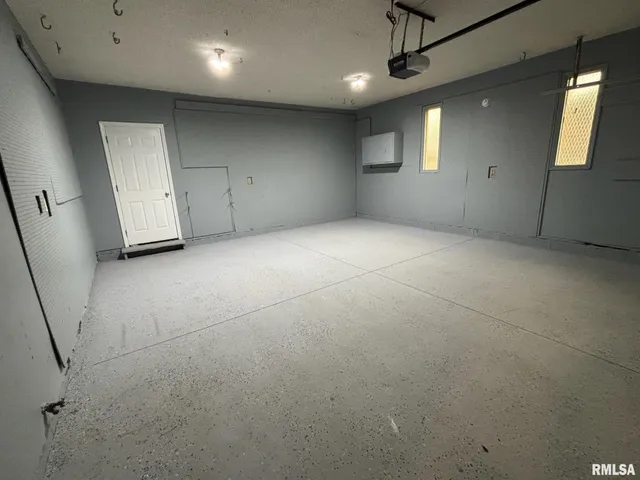 $275,000 | 1208 5th Street, Pawnee, IL 62558