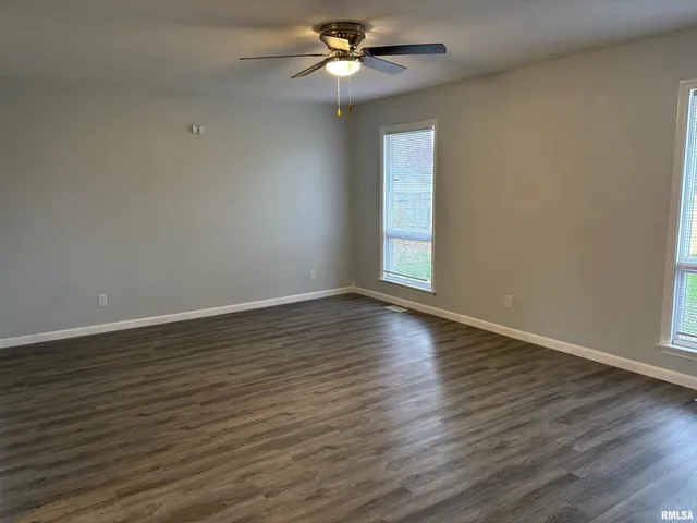 $275,000 | 1208 5th Street, Pawnee, IL 62558