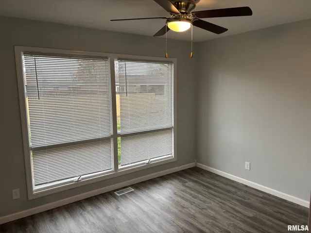 $275,000 | 1208 5th Street, Pawnee, IL 62558