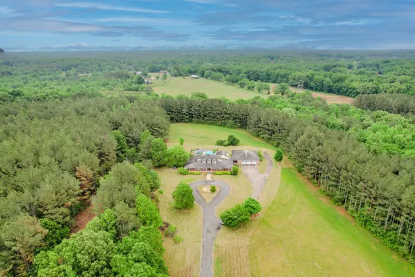 $1,190,000 | 10100 Highway 157, Florence, AL 35633