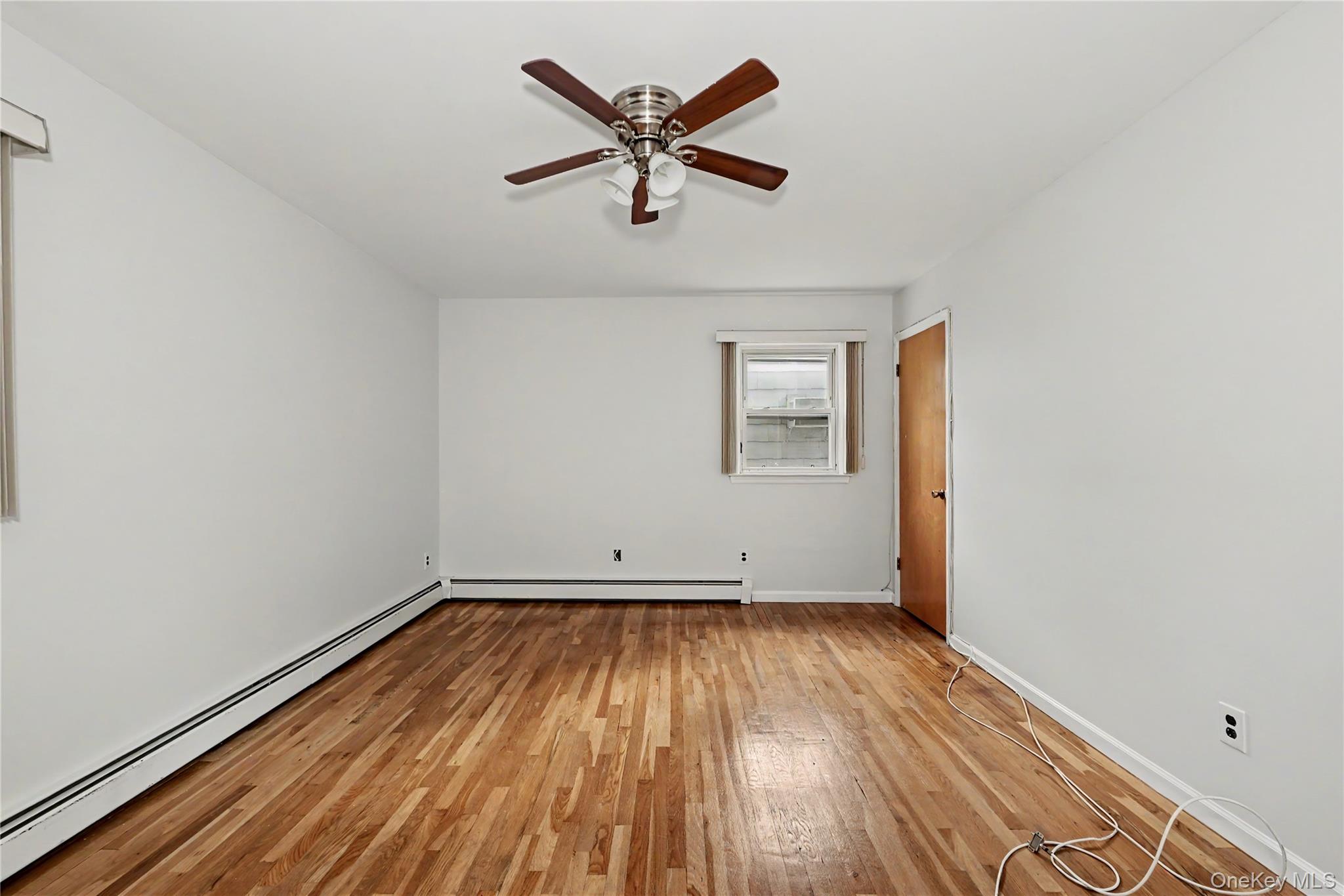 568 Manville Road, Unit UPPER R Pleasantville, NY 10570 - Photo 20 of 32 Unstaged. Second closet is on the back right.