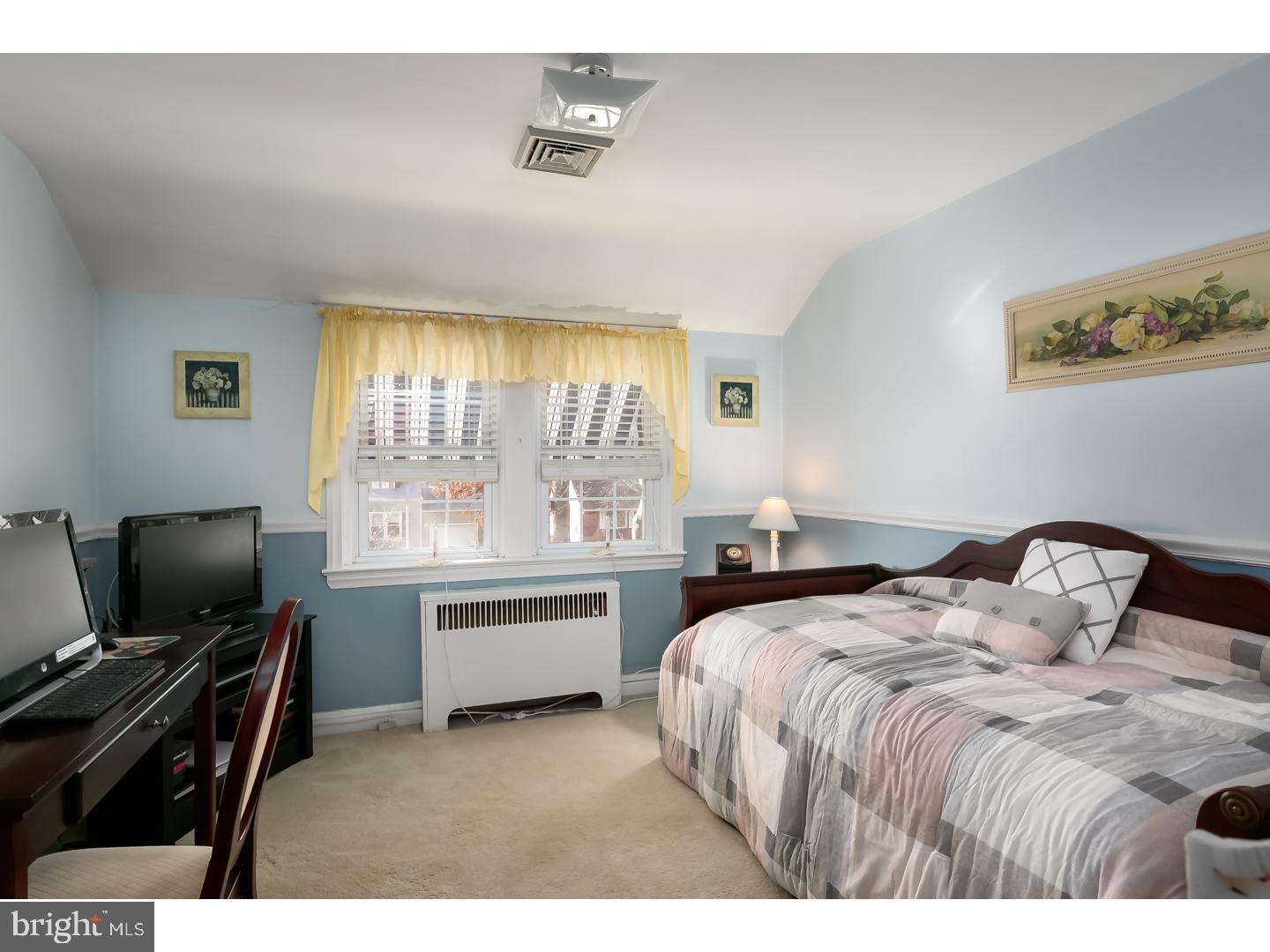 710 Filbert Street Palmyra, NJ 08065 - Photo 17 of 23 Bedroom 2