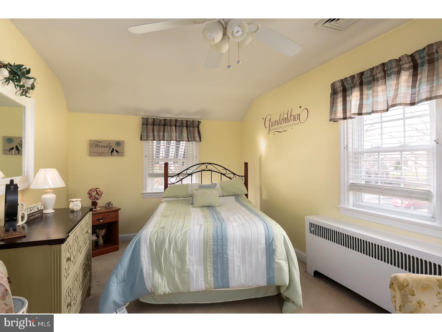 710 Filbert Street Palmyra, NJ 08065 - Photo 18 of 23 Bedroom 3