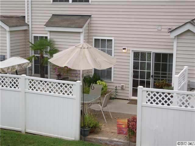 7513 Bluff Point Lane, Unit 81 Denver, NC 28037 - Photo 3 of 5