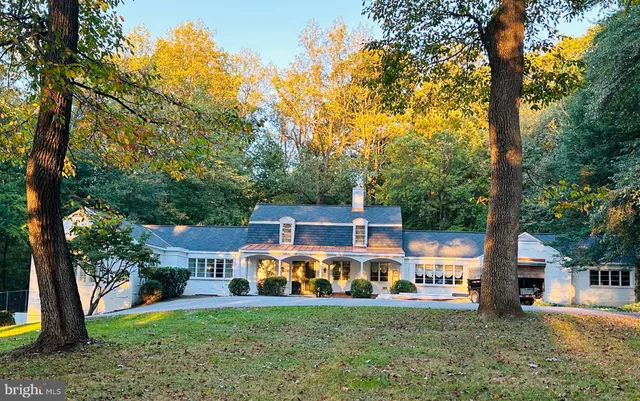 $1,249,900 | 7 Caveswood Lane, Owings Mills, MD 21117