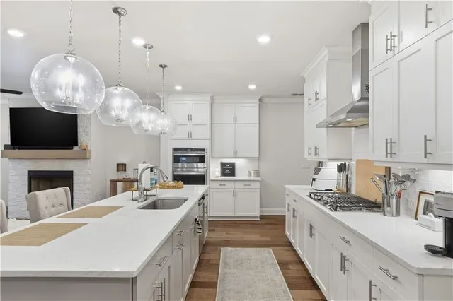 $699,900 | 5054 Sealy Circle, Peachtree Corners, GA 30092